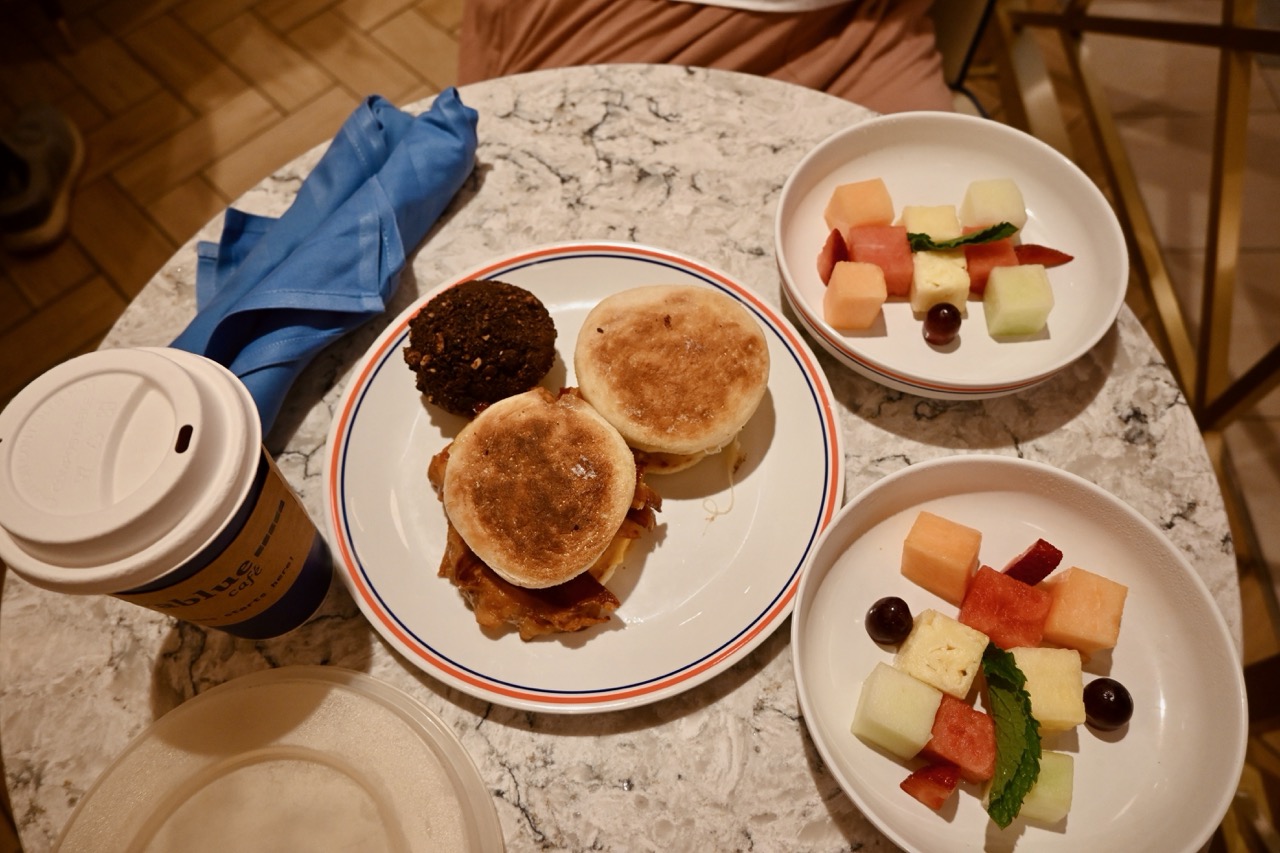 Carnival JavaBlue Cafe Breakfast