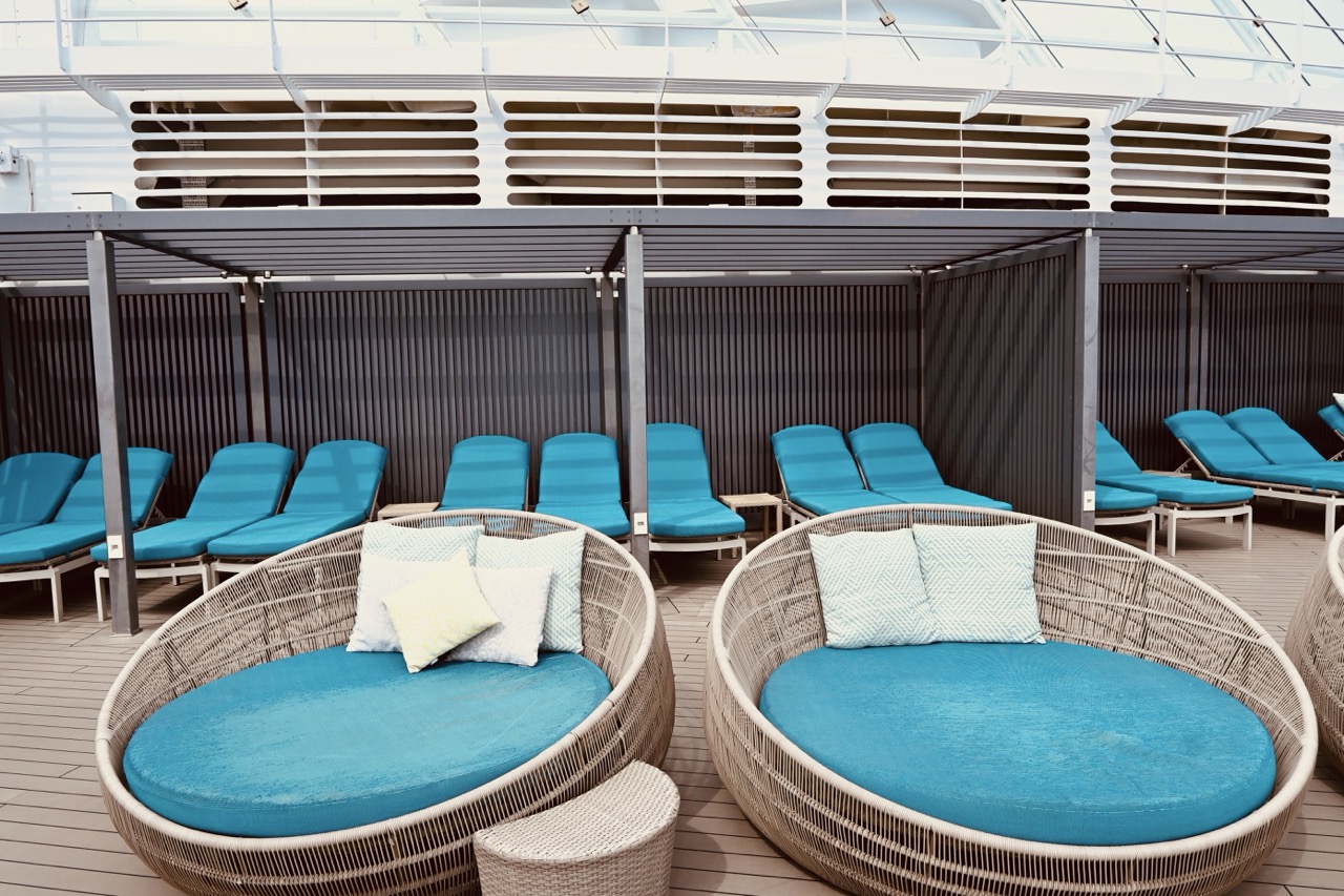 Carnival Mardi Gras Serenity Beds
