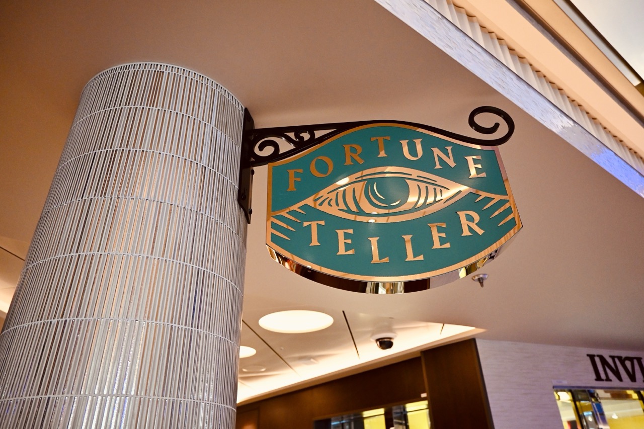 Fortune Teller Bar on Carnival Mardi Gras