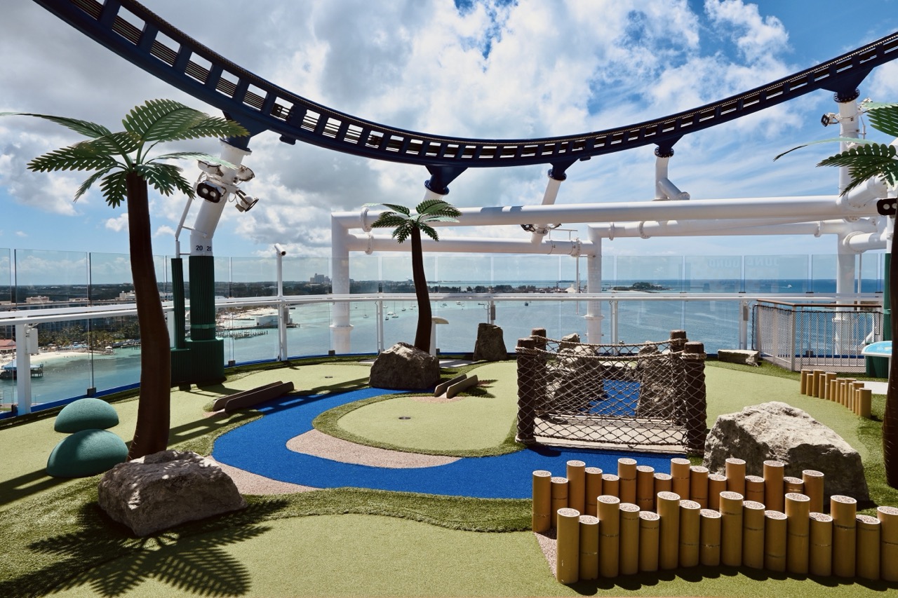 Carnival Mardi Gras Ultimate Playground