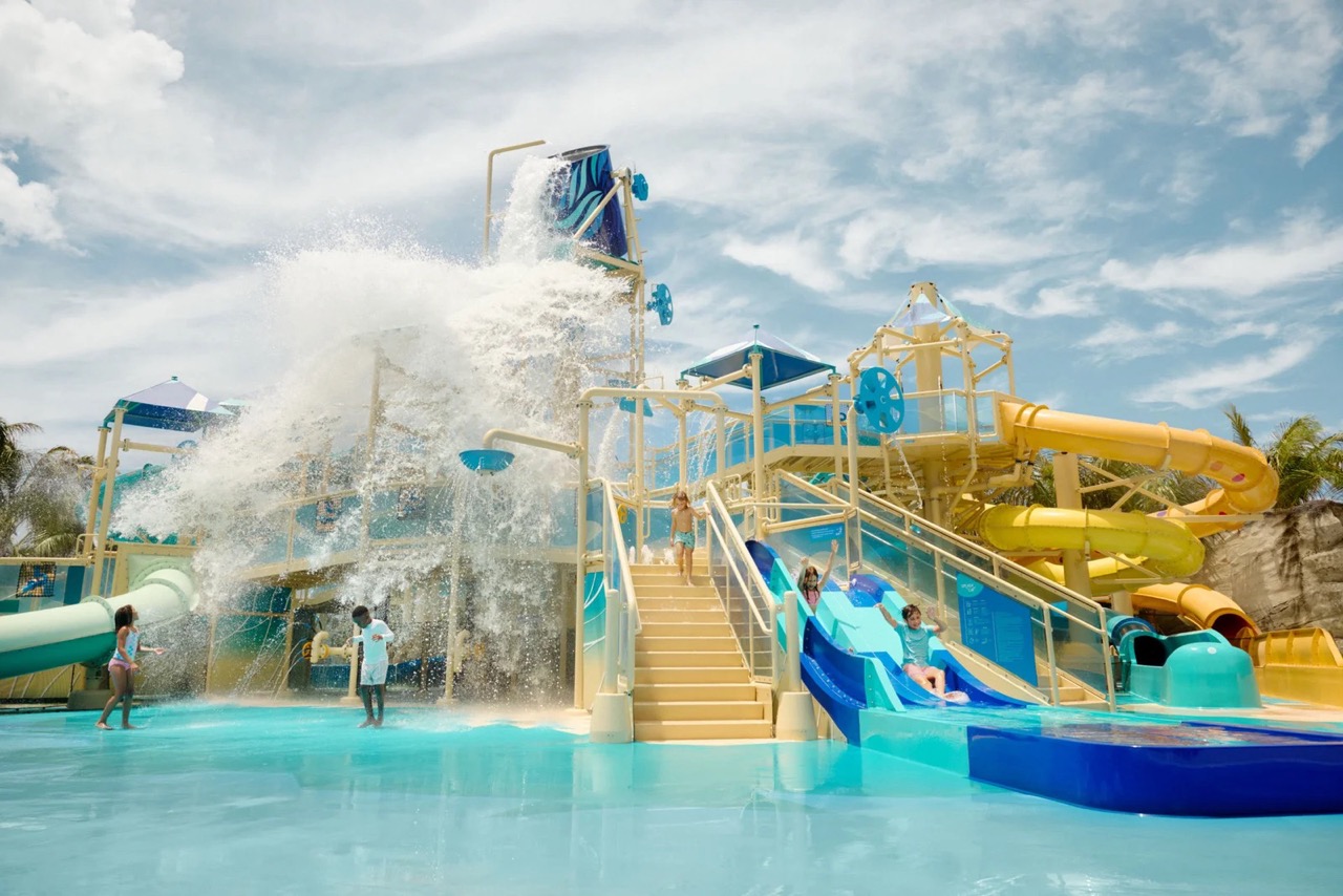NCL Great Tides Waterpark Splash Cay