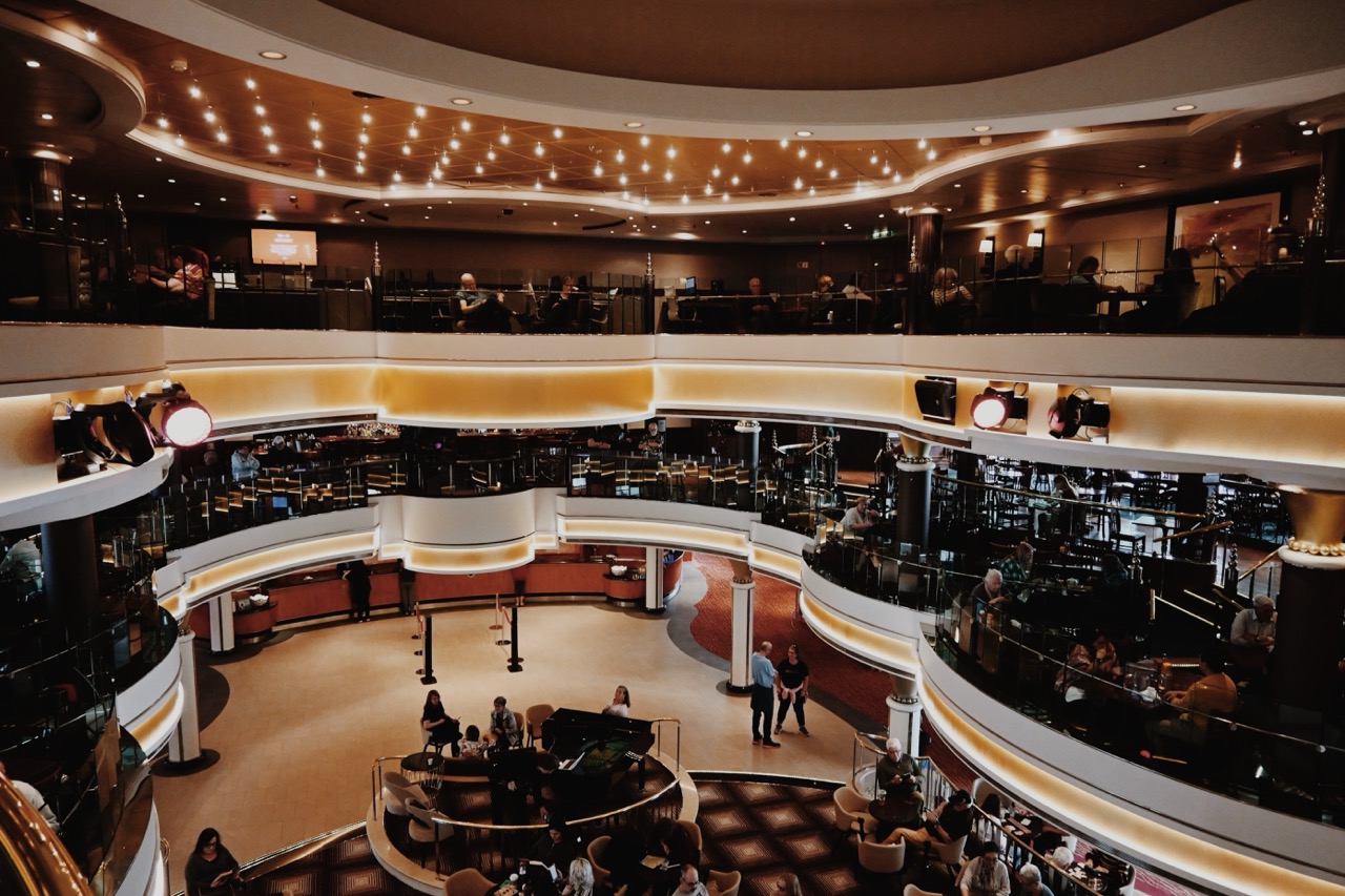 Norwegian Star Atrium
