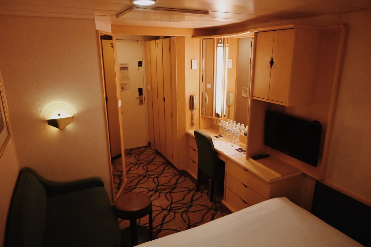 Grandeur of the Seas interior cabin