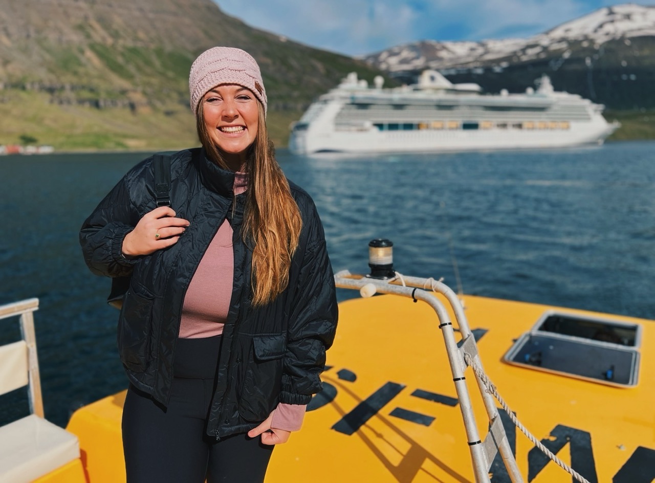 Allie Hubers cruising to Iceland