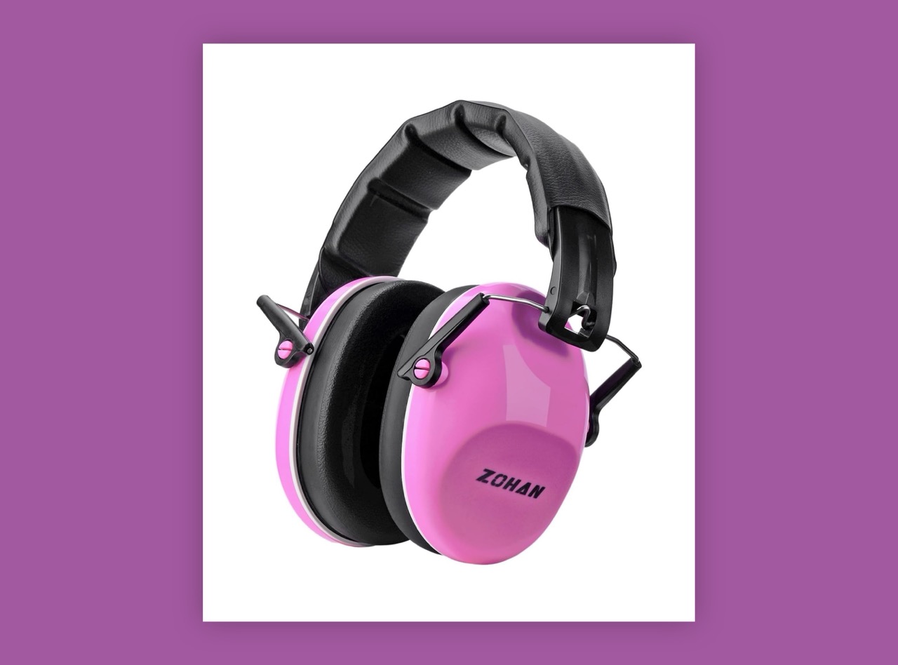 Noise reducing headphones for disney